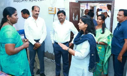 नामांकन पारदर्शी तरीके से लिए जाएं: Collector Tripathi नामांकन पारदर्शी तरीके से लिए जाएं: Collector Tripathi