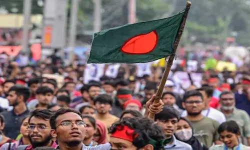 हसीना को हटाने के बाद बांग्लादेश की Gen-Z राजनीतिक ज़मीन हासिल करने के लिए संघर्ष कर रही
