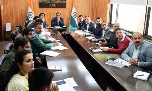 मंडलायुक्त ने स्मार्ट मीटरिंग, PM Surya घर मुफ्त बिजली योजना की प्रगति की समीक्षा की मंडलायुक्त ने स्मार्ट मीटरिंग, PM Surya घर मुफ्त बिजली योजना की प्रगति की समीक्षा की