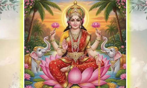 Friday Remedy, शुक्रवार के दिन धन की देवी को चालीसा से करें प्रसन्न