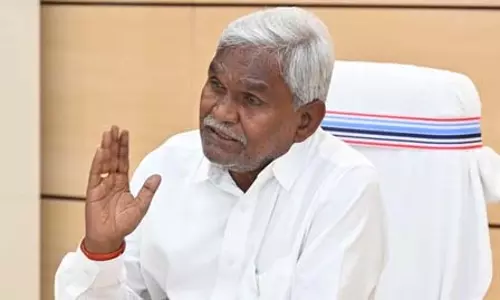 झारखंड के स्वास्थ्य मंत्री मरीजों की जान से खेल रहे, रिम्स की जमीन पर कब्जा: चंपई सोरेन झारखंड के स्वास्थ्य मंत्री मरीजों की जान से खेल रहे, रिम्स की जमीन पर कब्जा: चंपई सोरेन