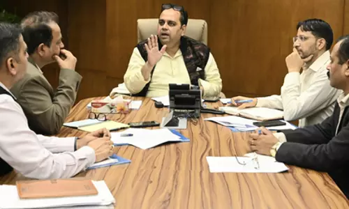 Delhi के स्वास्थ्य मंत्री ने टीबी अभियान की समीक्षा की Delhi के स्वास्थ्य मंत्री ने टीबी अभियान की समीक्षा की