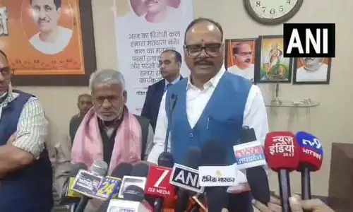उपमुख्यमंत्री ब्रजेश पाठक ने मतदाता सूची अपडेट के लिए विशेष गहन पुनरीक्षण अभियान का आह्वान उपमुख्यमंत्री ब्रजेश पाठक ने मतदाता सूची अपडेट के लिए विशेष गहन पुनरीक्षण अभियान का आह्वान