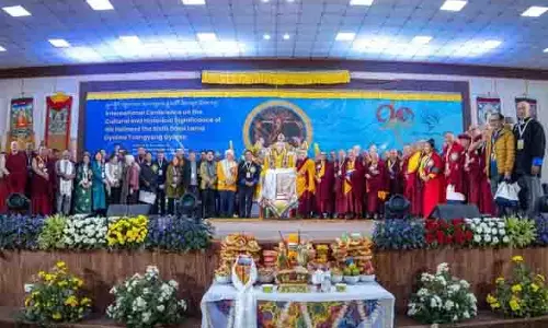 सांस्कृतिक और ऐतिहासिक दृष्टि से छठे दलाई लामा पर अंतर्राष्ट्रीय चर्चा सम्मेलन सांस्कृतिक और ऐतिहासिक दृष्टि से छठे दलाई लामा पर अंतर्राष्ट्रीय चर्चा सम्मेलन