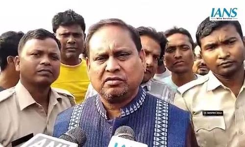 टीएमसी से निलंबित हमायूं कबीर का खुला चुनौती भरा बयान टीएमसी से निलंबित हमायूं कबीर का खुला चुनौती भरा बयान