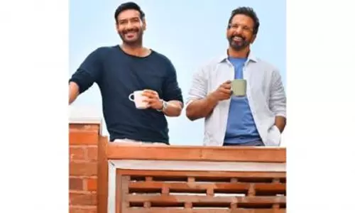 Ajay Devgn ने एक्टर जावेद जाफ़री के लिए मज़ेदार बर्थडे मैसेज शेयर किया Ajay Devgn ने एक्टर जावेद जाफ़री के लिए मज़ेदार बर्थडे मैसेज शेयर किया