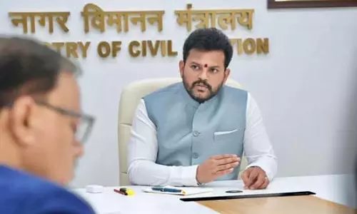 इंडिगो फ्लाइट के कैंसिल होने पर किंजरापु राम मोहन नायडू ने की बैठक, दिए ये निर्देश इंडिगो फ्लाइट के कैंसिल होने पर किंजरापु राम मोहन नायडू ने की बैठक, दिए ये निर्देश