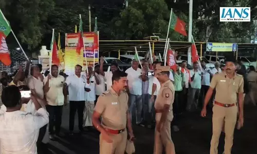 BJP कार्यकर्ताओं ने कोविलपट्टी में किया प्रदर्शन, नैनार नागेंद्रन और एच. राजा की रिहाई की मांग