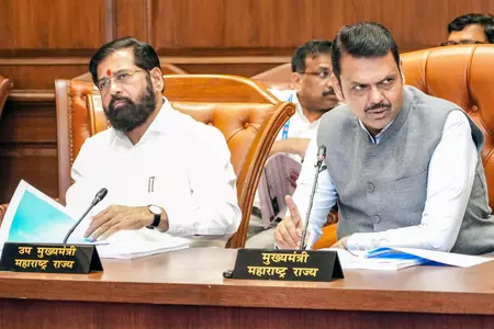 महाराष्ट्र सरकार ने केंद्र से मांगी तात्कालिक एनडीआरएफ सहायता, जून-सितंबर 2025 की बाढ़ को बताया बड़ी तबाही महाराष्ट्र सरकार ने केंद्र से मांगी तात्कालिक एनडीआरएफ सहायता, जून-सितंबर 2025 की बाढ़ को बताया बड़ी तबाही