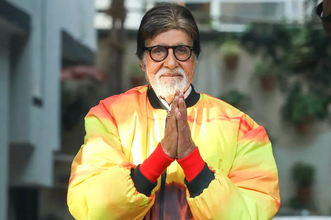 Big B ने क्रिकेट कोच अमोल मजूमदार से रिक्वेस्ट की कि टीम को जीत के बाद पिज़्ज़ा खाने दें Big B ने क्रिकेट कोच अमोल मजूमदार से रिक्वेस्ट की कि टीम को जीत के बाद पिज़्ज़ा खाने दें