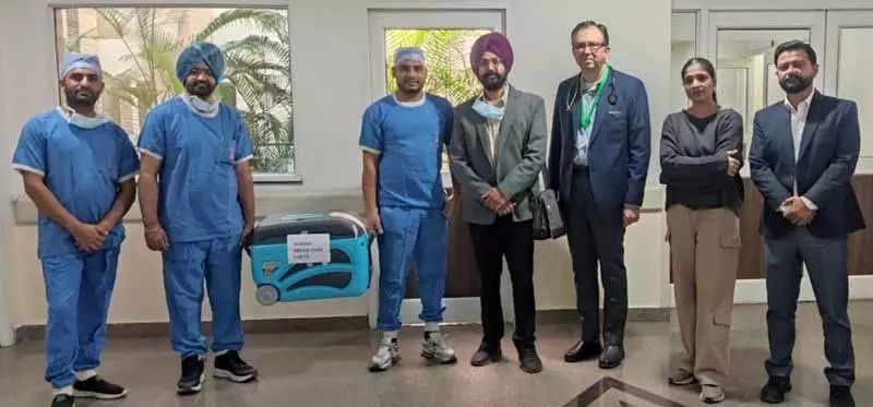 Jalandhar: ब्रेन डेड आदमी ने अंग दान करके 3 मरीज़ों को नई ज़िंदगी दी Jalandhar: ब्रेन डेड आदमी ने अंग दान करके 3 मरीज़ों को नई ज़िंदगी दी