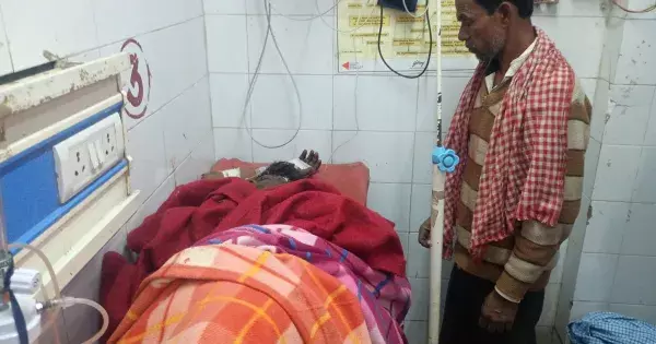 Jaunpur: घरेलू सिलेंडर ब्लास्ट, एक घायल ट्रामा सेंटर रेफर Jaunpur: घरेलू सिलेंडर ब्लास्ट, एक घायल ट्रामा सेंटर रेफर