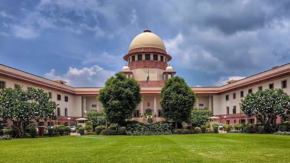 New Delhi: सुप्रीम कोर्ट ने महिला फोटो मामले में स्पष्ट किया कानून New Delhi: सुप्रीम कोर्ट ने महिला फोटो मामले में स्पष्ट किया कानून