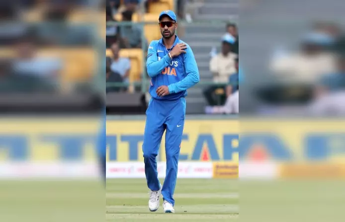 बर्थडे स्पेशल: शिखर धवन को गब्बर सबसे पहले किसने कहा, क्या है इस नाम के पीछे की कहानी? बर्थडे स्पेशल: शिखर धवन को गब्बर सबसे पहले किसने कहा, क्या है इस नाम के पीछे की कहानी?