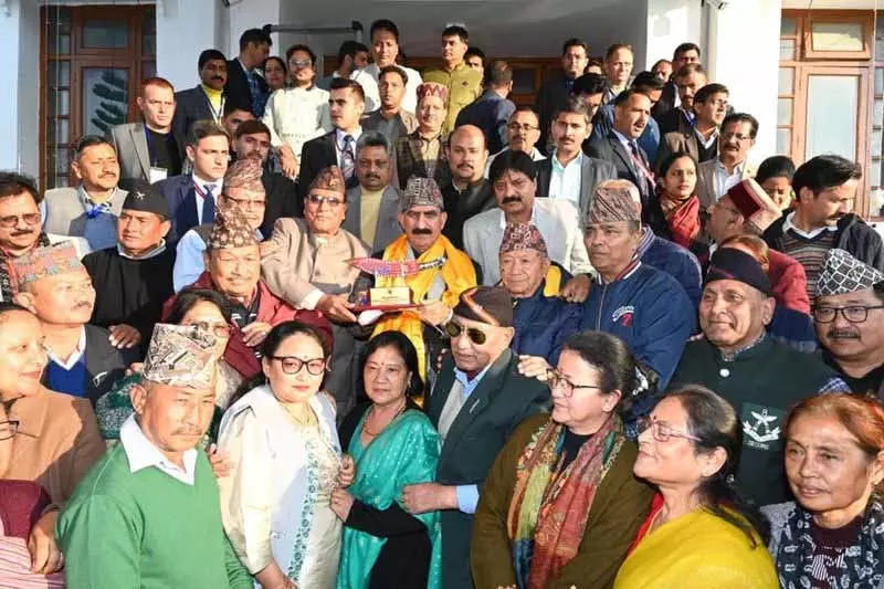 गोरखा परिषद के सदस्यों ने Himachal CM से मुलाकात की, वेलफेयर बोर्ड बनाने की मांग की गोरखा परिषद के सदस्यों ने Himachal CM से मुलाकात की, वेलफेयर बोर्ड बनाने की मांग की