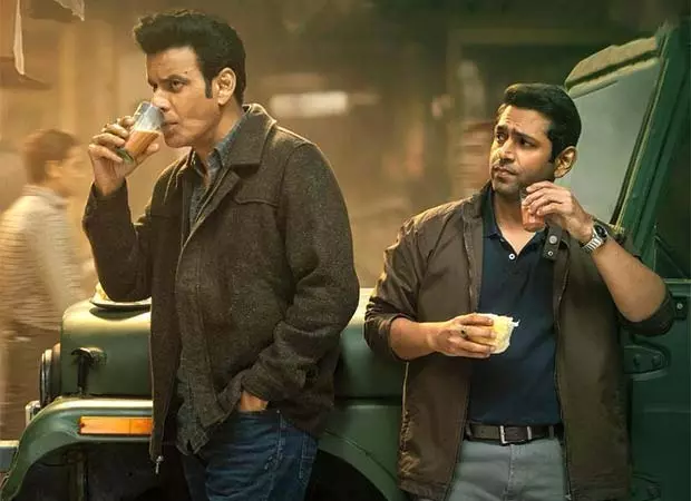 राज और डीके ने The Family Man सीजन 3 को मिले ज़बरदस्त रिस्पॉन्स के लिए फैंस को धन्यवाद दिया राज और डीके ने The Family Man सीजन 3 को मिले ज़बरदस्त रिस्पॉन्स के लिए फैंस को धन्यवाद दिया