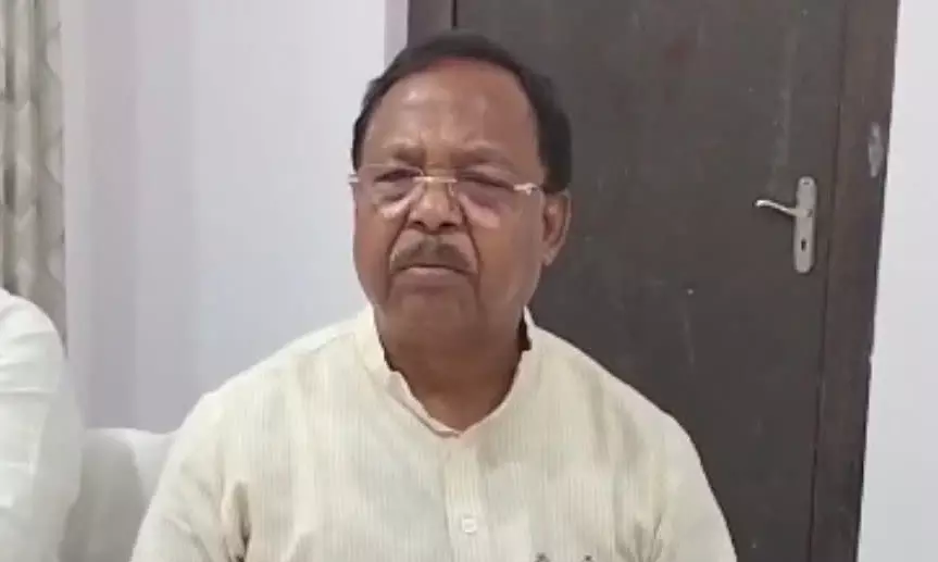 सिर्फ कागजों में योजना चला रहे थे भूपेश बघेल : मंत्री रामविचार नेताम सिर्फ कागजों में योजना चला रहे थे भूपेश बघेल : मंत्री रामविचार नेताम