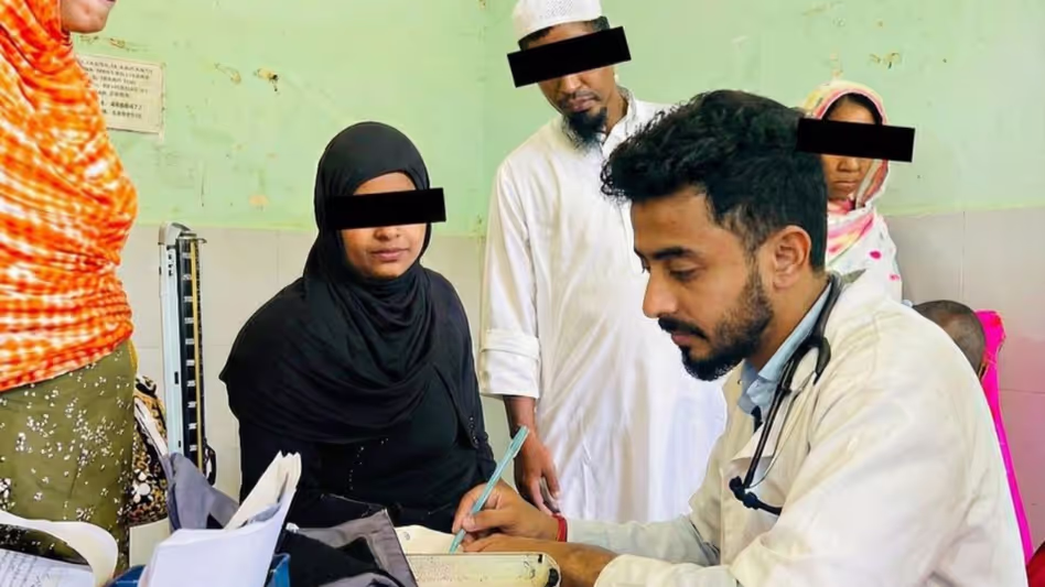Assam : गिरता BP, कम हीमोग्लोबिन और सास-बहू का ड्रामा इस डॉक्टर ने कैसे एक बहू को बचाया Assam : गिरता BP, कम हीमोग्लोबिन और सास-बहू का ड्रामा इस डॉक्टर ने कैसे एक बहू को बचाया