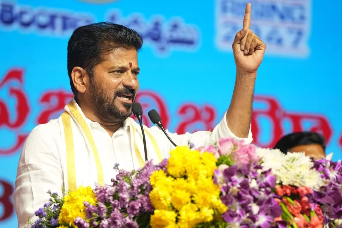 Telangana CM ने 40,000 खाली पदों को भरने का वादा किया Telangana CM ने 40,000 खाली पदों को भरने का वादा किया