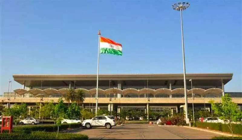 Chandigarh एयरपोर्ट पर इंडिगो की फ्लाइट्स में तीसरे दिन भी रुकावट जारी रही Chandigarh एयरपोर्ट पर इंडिगो की फ्लाइट्स में तीसरे दिन भी रुकावट जारी रही