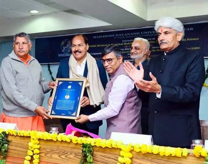 प्रोफेसर जे पी सिंह जूरेल को IARS ने लाइफटाइम अचीवमेंट अवॉर्ड से सम्मानित किया प्रोफेसर जे पी सिंह जूरेल को IARS ने लाइफटाइम अचीवमेंट अवॉर्ड से सम्मानित किया