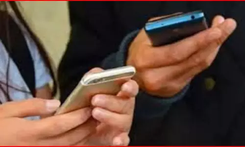 OMG! फेसबुक वाली दोस्ती पड़ी भारी, दो बच्चों की मां के हुस्न के जाल में फंसा