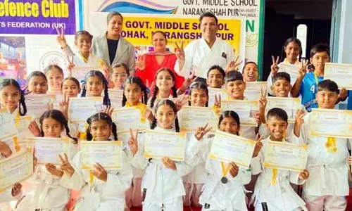 Jalandhar: छात्रों ने 2 महीने की ट्रेनिंग के बाद मार्शल आर्ट्स के हुनर दिखाए Jalandhar: छात्रों ने 2 महीने की ट्रेनिंग के बाद मार्शल आर्ट्स के हुनर दिखाए