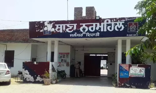 Noor Mahal police की बिल्डिंग की हालत बहुत खराब है मरम्मत की ज़रूरत है