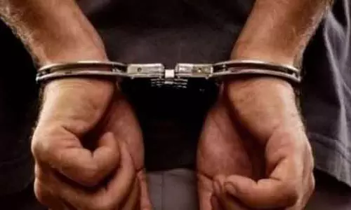 Delhi Police ने पाइपलाइनों से ईंधन चोरी करने के आरोप में दो गिरफ्तार