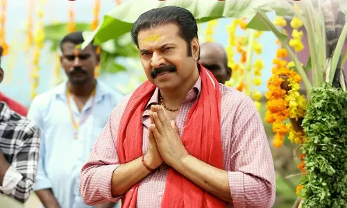 Kalamkaval Review: प्रेडिक्टेबल क्राइम थ्रिलर में विलेन के तौर पर ममूटी चमके Kalamkaval Review: प्रेडिक्टेबल क्राइम थ्रिलर में विलेन के तौर पर ममूटी चमके