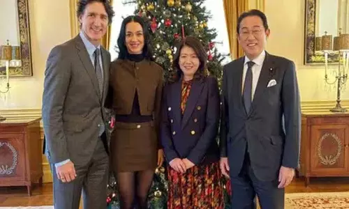 पूर्व प्रधानमंत्री Trudeau अपनी गर्लफ्रेंड के साथ जापान में छुट्टियां मना रहे पूर्व प्रधानमंत्री Trudeau अपनी गर्लफ्रेंड के साथ जापान में छुट्टियां मना रहे