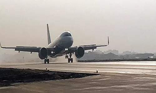 Delhi से इंडिगो की सभी उड़ानें रद्द Delhi से इंडिगो की सभी उड़ानें रद्द
