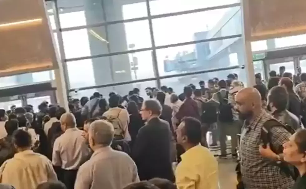 Hyderabad से इंडिगो की 49 फ्लाइट्स कैंसिल होने की संभावना Hyderabad से इंडिगो की 49 फ्लाइट्स कैंसिल होने की संभावना