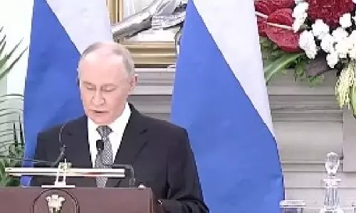 Putin ने भरोसा दिलाया, रूस भारत को ईंधन सप्लाई में किसी बाधा की चिंता नहीं Putin ने भरोसा दिलाया, रूस भारत को ईंधन सप्लाई में किसी बाधा की चिंता नहीं