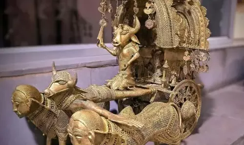 हस्तशिल्प पुरस्कार 2025: छत्तीसगढ़ की राष्ट्रीय पुरस्कार विजेता हिराबाई झरेका बघेल का विशेष रूप से गौरव हस्तशिल्प पुरस्कार 2025: छत्तीसगढ़ की राष्ट्रीय पुरस्कार विजेता हिराबाई झरेका बघेल का विशेष रूप से गौरव