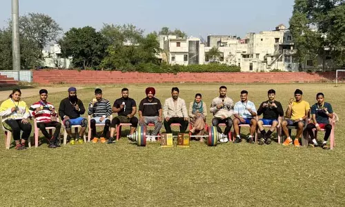 Amritsar के वेटलिफ्टर्स ने राज्य चैंपियनशिप में मेडल जीते Amritsar के वेटलिफ्टर्स ने राज्य चैंपियनशिप में मेडल जीते