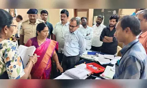 नॉमिनेशन के मैनेजमेंट पर ज़्यादा ध्यान देना चाहिए: Bharathi Lakpathi Naik नॉमिनेशन के मैनेजमेंट पर ज़्यादा ध्यान देना चाहिए: Bharathi Lakpathi Naik