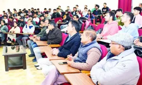 SMVDU ने नेक्स्ट जेनरेशन के लिए AI-पावर्ड रोबोटिक्स पर वर्कशॉप ऑर्गनाइज़ की SMVDU ने नेक्स्ट जेनरेशन के लिए AI-पावर्ड रोबोटिक्स पर वर्कशॉप ऑर्गनाइज़ की