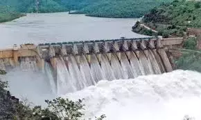 Andhra Pradesh : बाढ़ का संकट गहराया कंडालेरू बांध के लिए आपात स्थिति Andhra Pradesh : बाढ़ का संकट गहराया कंडालेरू बांध के लिए आपात स्थिति