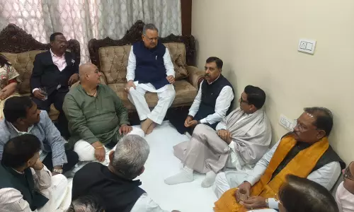 कीर्ति नारायण द्विवेदी की तेरहवीं में शामिल हुए मुख्यमंत्री विष्णुदेव साय
