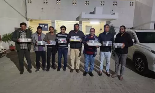 STF का बड़ा खुलासा, 19 बैंकों से 100 करोड़ की लोन धोखाधड़ी गैंग का पर्दाफाश STF का बड़ा खुलासा, 19 बैंकों से 100 करोड़ की लोन धोखाधड़ी गैंग का पर्दाफाश