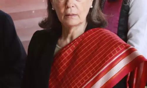 सोनिया गांधी ने तेलंगाना राइजिंग ग्लोबल समिट के लिए शुभकामनाएं दीं सोनिया गांधी ने तेलंगाना राइजिंग ग्लोबल समिट के लिए शुभकामनाएं दीं