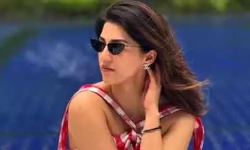 Mehreen Pirzada ने इंडिगो की फ्लाइट देरी पर जताई नाराज़गी Mehreen Pirzada ने इंडिगो की फ्लाइट देरी पर जताई नाराज़गी