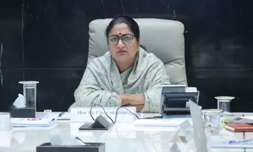 दिल्ली में प्रदूषण के खिलाफ युद्ध, मेट्रो को बनना होगा मॉडल एजेंसी: सीएम रेखा गुप्ता दिल्ली में प्रदूषण के खिलाफ युद्ध, मेट्रो को बनना होगा मॉडल एजेंसी: सीएम रेखा गुप्ता