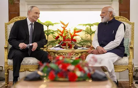 यूक्रेन संकट सुलझाने की कोशिशों के लिए रूसी राष्ट्रपति पुतिन ने पीएम मोदी का किया धन्यवाद यूक्रेन संकट सुलझाने की कोशिशों के लिए रूसी राष्ट्रपति पुतिन ने पीएम मोदी का किया धन्यवाद