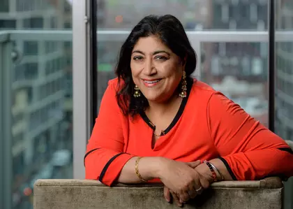 Gurinder Chadha: खोला पश्चिमी सिनेमा में भारतीय कलाकारों की स्थिति का सच Gurinder Chadha: खोला पश्चिमी सिनेमा में भारतीय कलाकारों की स्थिति का सच