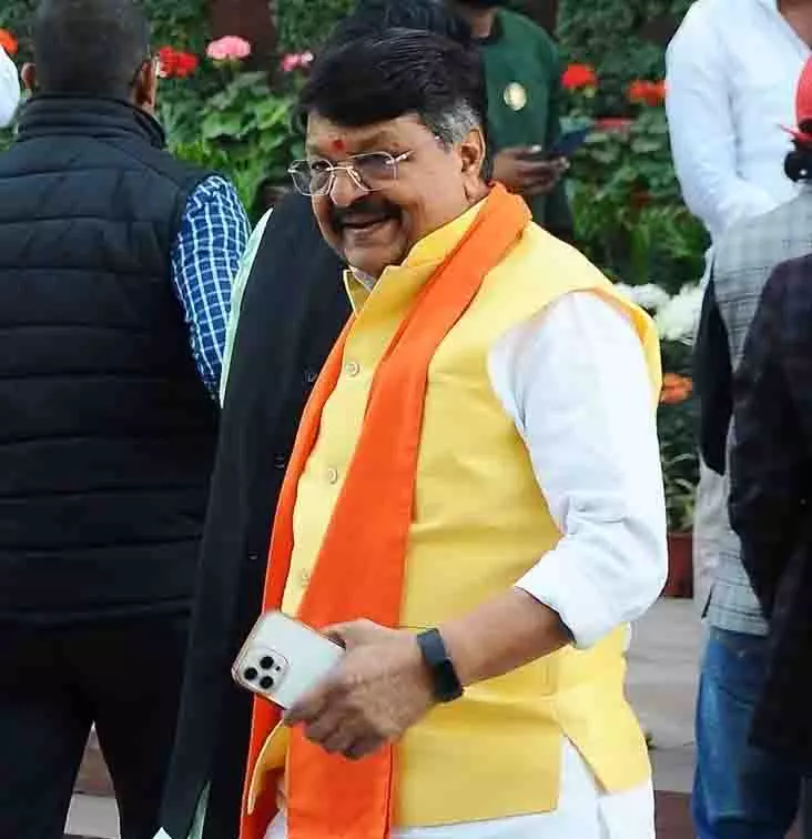 IAS वर्मा की टिप्पणी पर कार्रवाई, मध्य प्रदेश सरकार ने लिया सख्त रुख IAS वर्मा की टिप्पणी पर कार्रवाई, मध्य प्रदेश सरकार ने लिया सख्त रुख