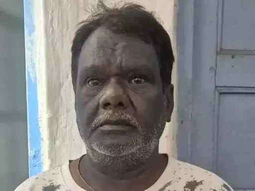 बाप-बेटे ने ड्रग सप्लाई कर बनाया था 2 करोड़ की संपत्ति, जब्त की कार्रवाई बाप-बेटे ने ड्रग सप्लाई कर बनाया था 2 करोड़ की संपत्ति, जब्त की कार्रवाई