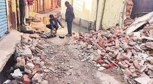 Bareilly: जल निकासी और पेयजल आपूर्ति प्रभावित, बुलडोजर कार्रवाई से परेशानी Bareilly: जल निकासी और पेयजल आपूर्ति प्रभावित, बुलडोजर कार्रवाई से परेशानी
