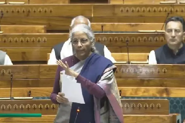 लोकसभा ने बहस के बीच स्वास्थ्य सुरक्षा से राष्ट्रीय सुरक्षा उपकर विधेयक पारित किया लोकसभा ने बहस के बीच स्वास्थ्य सुरक्षा से राष्ट्रीय सुरक्षा उपकर विधेयक पारित किया